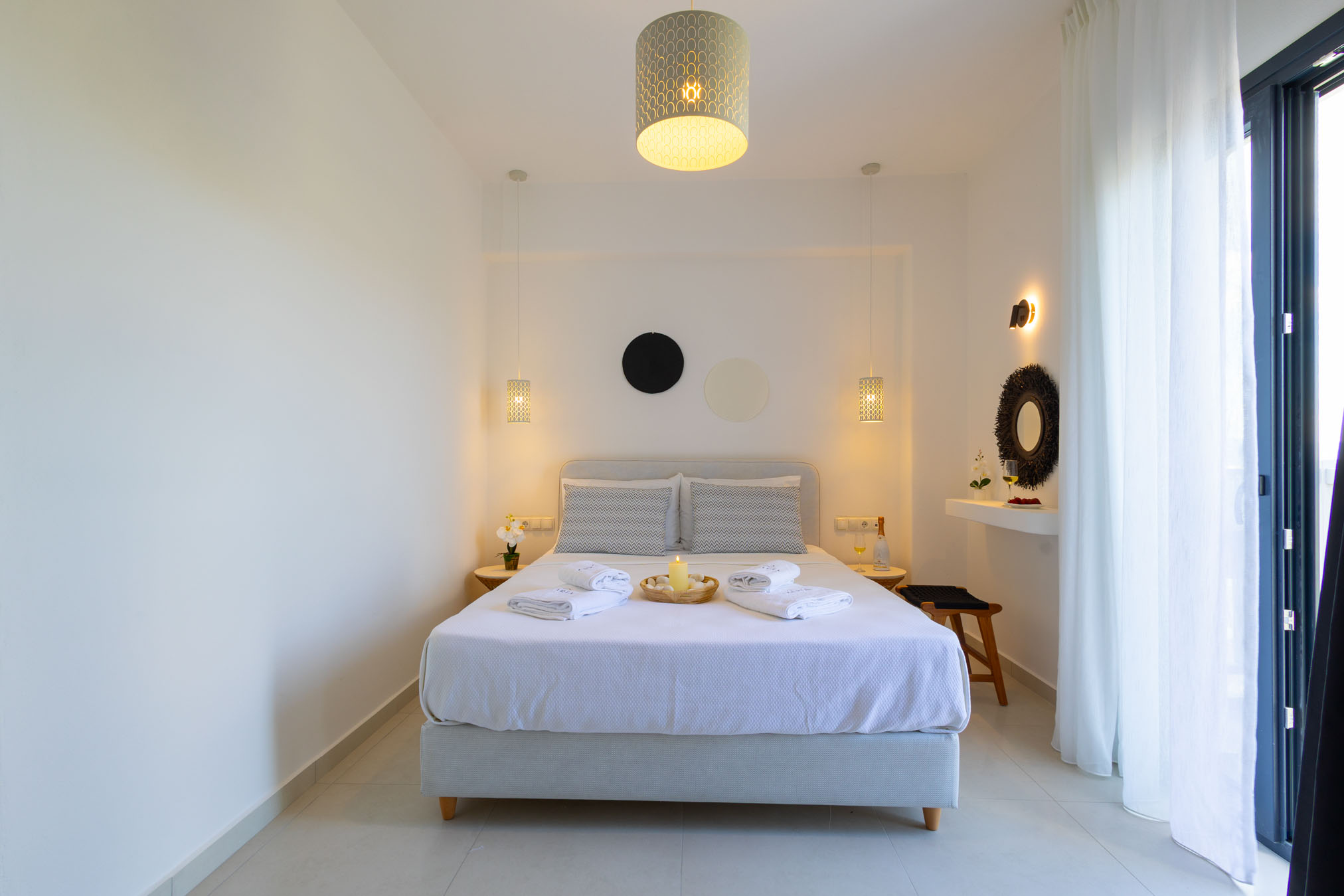 DELUXE DOUBLE ROOM WITH SEA VIEW-101