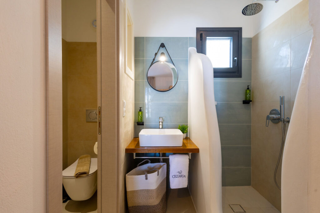 ELEGANT DOUBLE ROOM WITH SEA VIEW-31