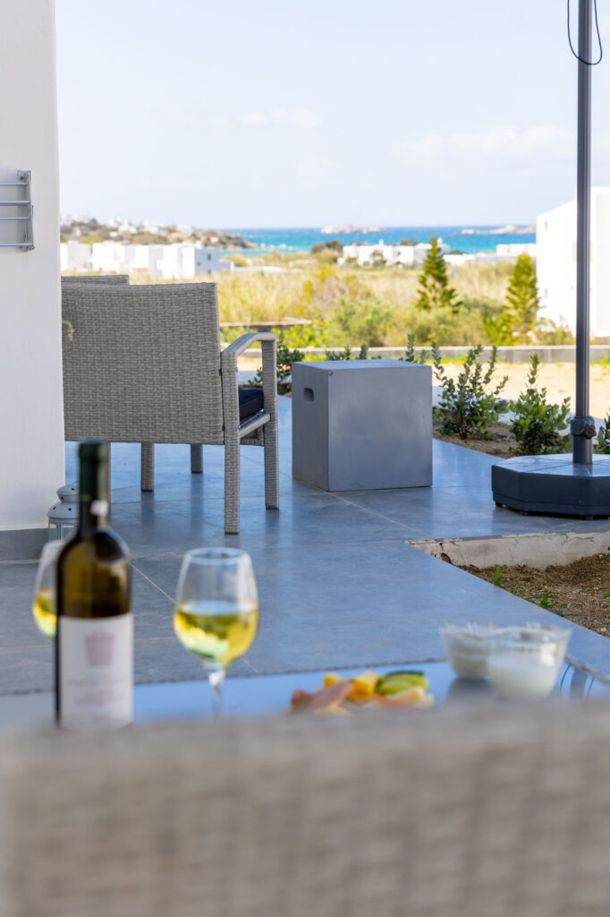 PREMIUM DOUBLE ROOM WITH SEA VIEW-05