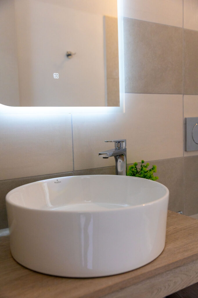 PREMIUM DOUBLE ROOM WITH SEA VIEW-12