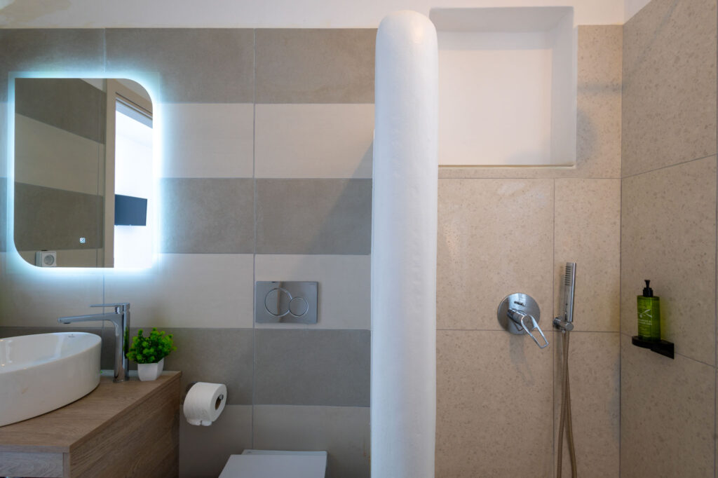 PREMIUM DOUBLE ROOM WITH SEA VIEW-24