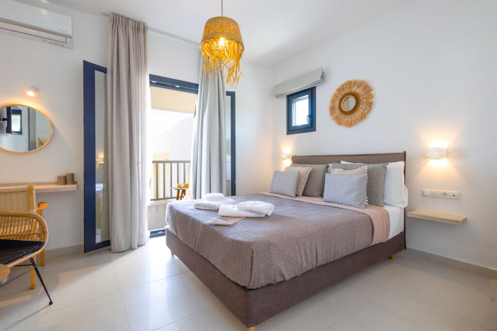 PREMIUM DOUBLE ROOM WITH SEA VIEW-63