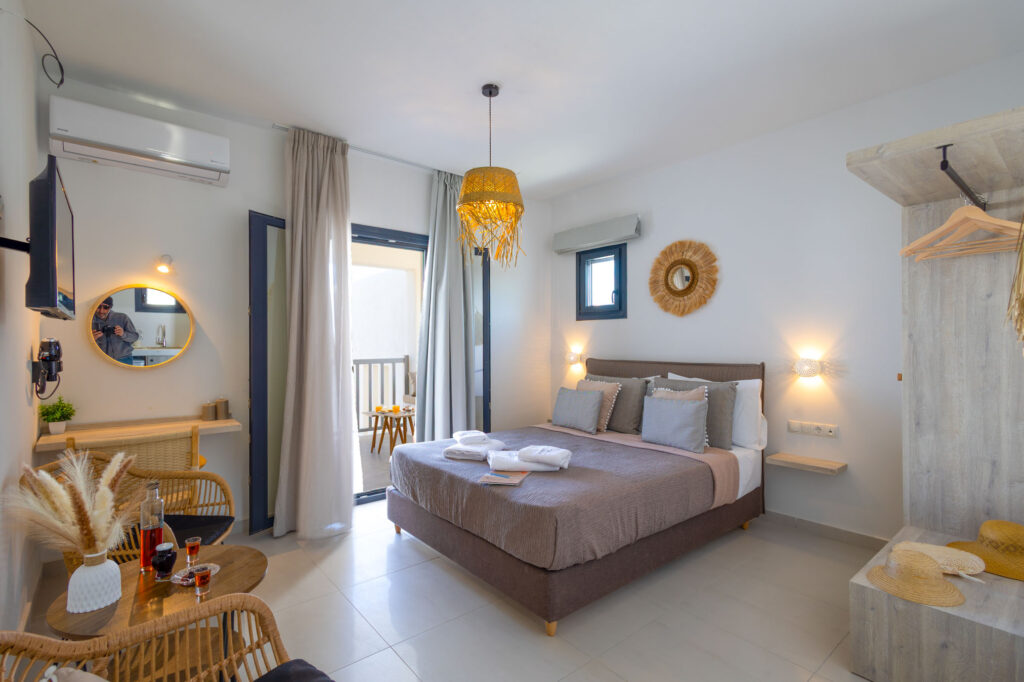 PREMIUM DOUBLE ROOM WITH SEA VIEW-65
