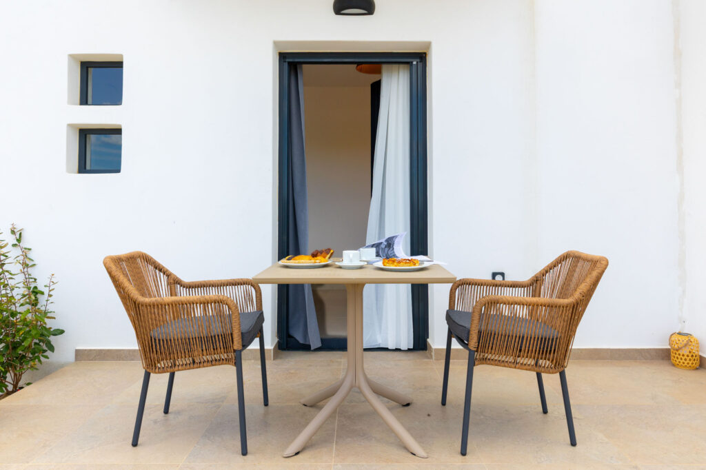PREMIUM DOUBLE ROOM WITH SEA VIEW-68