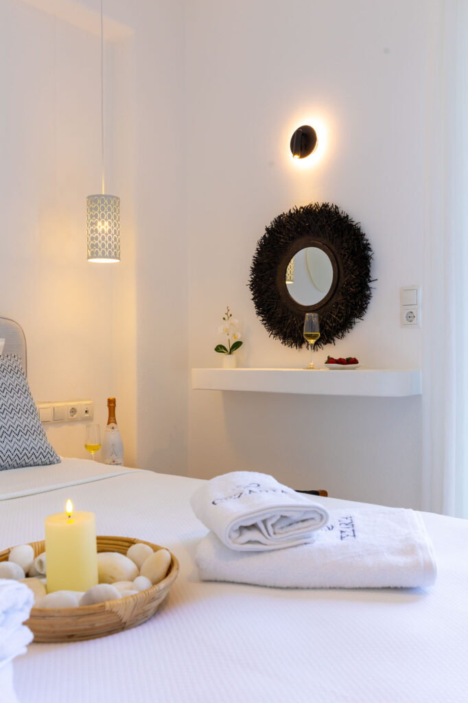 DELUXE DOUBLE ROOM WITH SEA VIEW-099