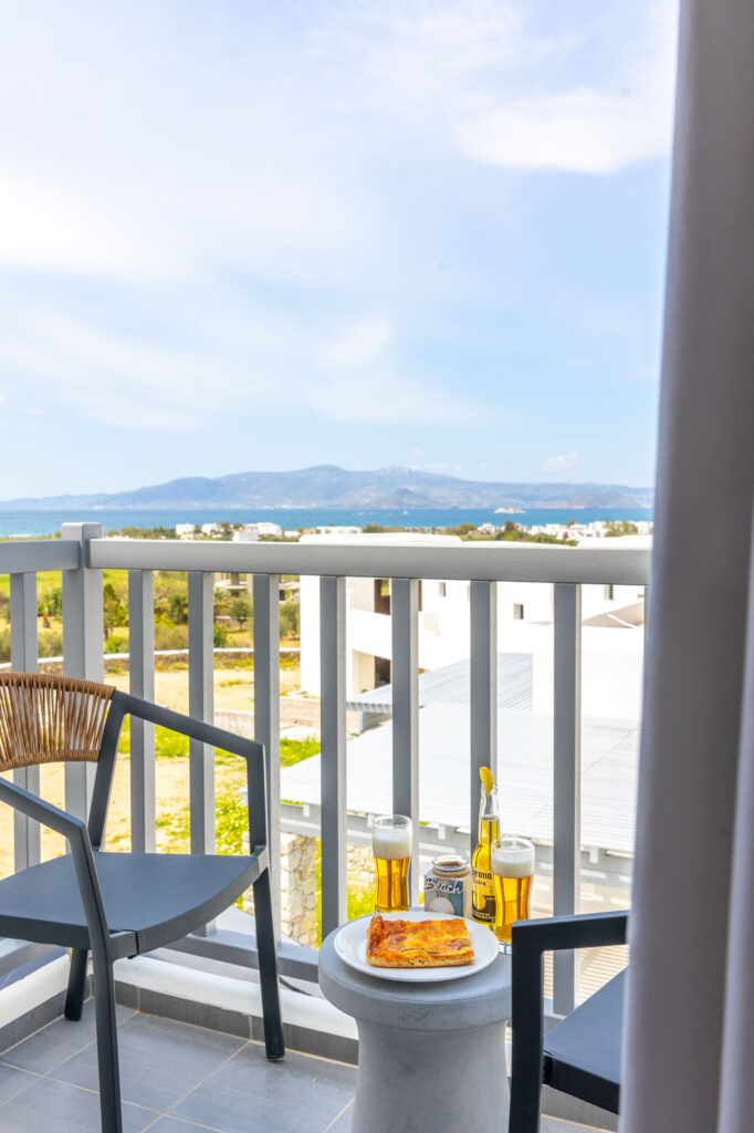 DELUXE DOUBLE ROOM WITH SEA VIEW AND ONE SOFA-15
