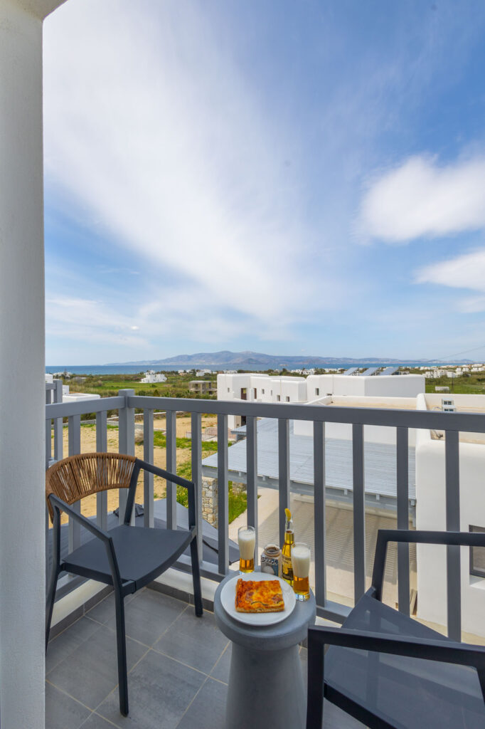 DELUXE DOUBLE ROOM WITH SEA VIEW AND ONE SOFA-25