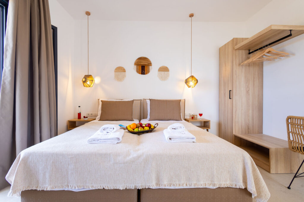 ELEGANT TWIN ROOM WITH SEA VIEW-21