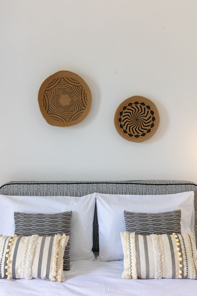 SUPERIOR TRIPLE ROOM WITH SEA VIEW-03