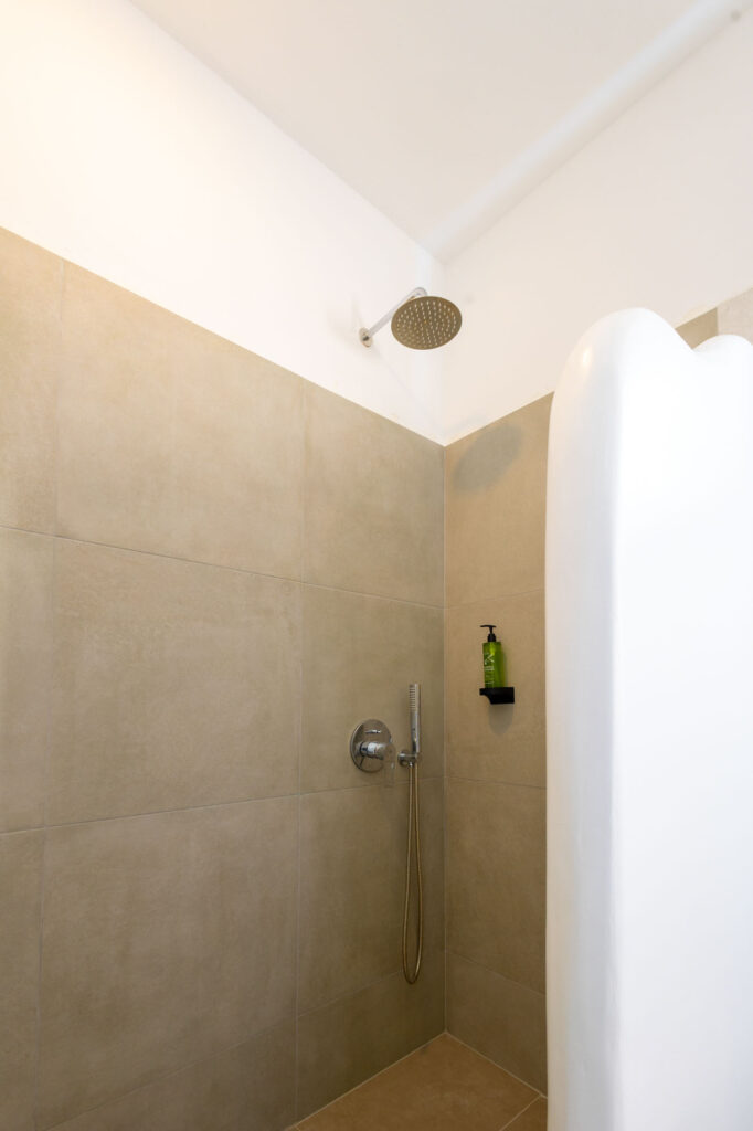 SUPERIOR TRIPLE ROOM WITH SEA VIEW-22